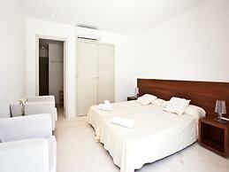 Beautiful Villa in Inviting Space