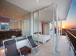 Beautiful Villa in Inviting Space