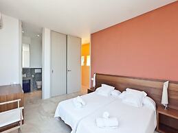 Beautiful Villa in Inviting Space