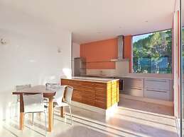 Beautiful Villa in Inviting Space