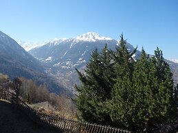 Apartment With Free Shuttle