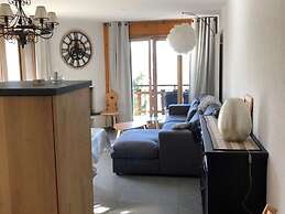 Apartment With Free Shuttle