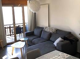 Apartment With Free Shuttle