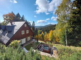 Comfortable Villa With Stunning Views