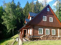 Comfortable Villa With Stunning Views