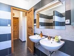 Beautiful Villa With Spacious Rooms