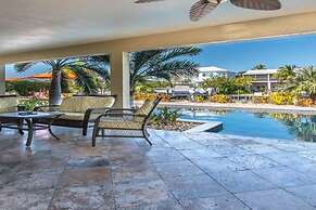 Exceptional Venetian Shores Home With Pool, Dock And Boat Lift. 4 Bedr