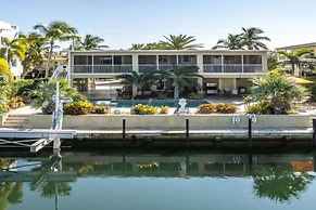 Exceptional Venetian Shores Home With Pool, Dock And Boat Lift. 4 Bedr