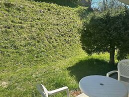 Classy Apartment Amid Hills