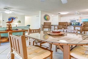 2nd Floor Duplex On Gated Bayfront Property 2 Bedroom Apts