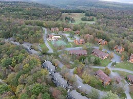 Seven Springs Resort 1br Condo, Shuttle To Slopes! 1 Bedroom Condo