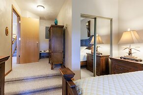 Seven Springs Resort 1br Condo, Shuttle To Slopes! 1 Bedroom Condo