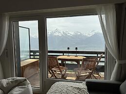 Lovely Apartment in Valley and Hills