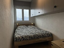 Lovely Apartment in Valley and Hills