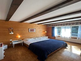 Cache-cache Mountain & Quiet Chalet 10 Pers