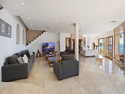 Villa in Tranquil Location