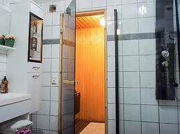 5 Star Holiday Home in Tanumshede