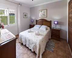Frederic - Villa With Private Pool