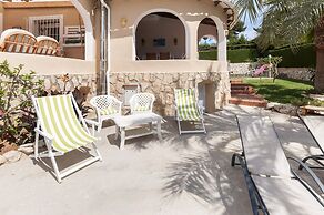 Frederic - Villa With Private Pool