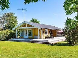 4 Person Holiday Home in Lottorp