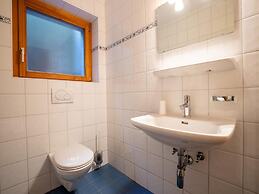 Spacious Chalet With Patio Facing Mountains