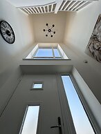 Bramblemead 5 bed House in Manchester Leigh