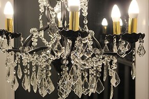 Bramblemead 5 bed House in Manchester Leigh