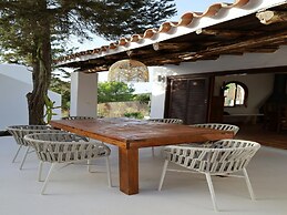 Holiday Villa With Pool