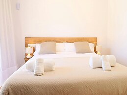 Holiday Villa With Pool