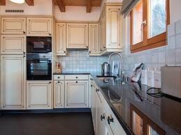 Hirondelle Jacuzzi & Luxury Chalet 12 Pers