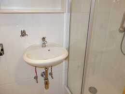 Cozy Apartment for Groups