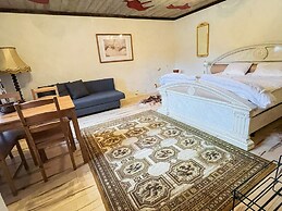 Cozy Holiday Home in Hoor for Four