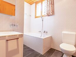 Stunning Apartment With Mountain Views