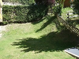 Apartment With Laundary Facilities