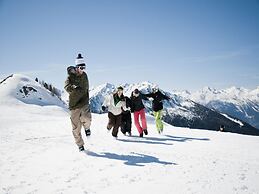 Apartment With Laundary Facilities