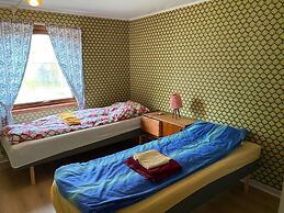 8 Person Holiday Home in Svensby