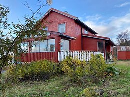 8 Person Holiday Home in Svensby