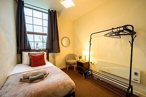 Rochdale Riverside Retreat