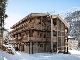 Lavish Apartment With Sauna