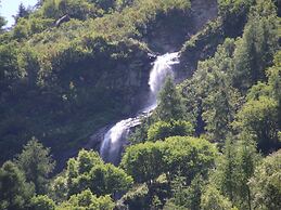 Lavish Apartment With Sauna