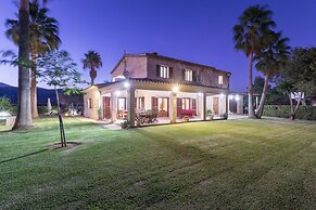 Sa Resclosa - Villa With Private Pool In Buger
