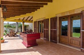 Sa Resclosa - Villa With Private Pool In Buger