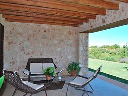 Attractive Holiday Home With Pool