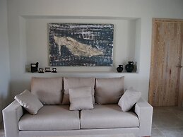 Attractive Holiday Home With Pool