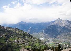 Apartment With Balcony Views of Nendaz
