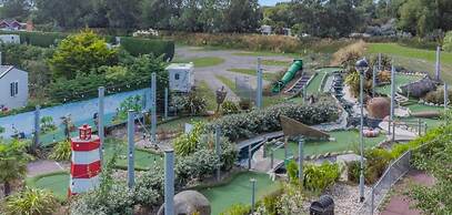 2 Bed Lodge Sleeps 5 - Pet Friendly, Wifi, Parking