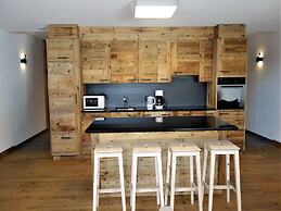 Spacious Apartment for ski Holiday