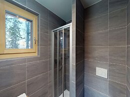 Spacious Apartment for ski Holiday