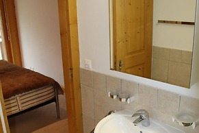 Traditional Apartment With Balcony