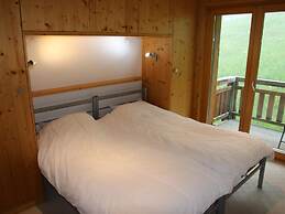 Traditional Apartment With Balcony